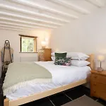 Nyaraló Panoramic Views & Spacious Living By Letmestay