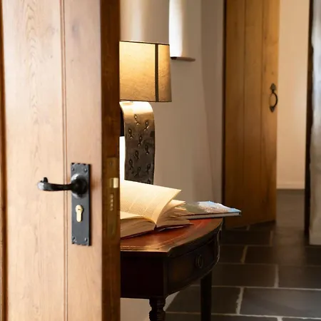 Panoramic Views & Spacious Living By Letmestay Σπίτι διακοπών